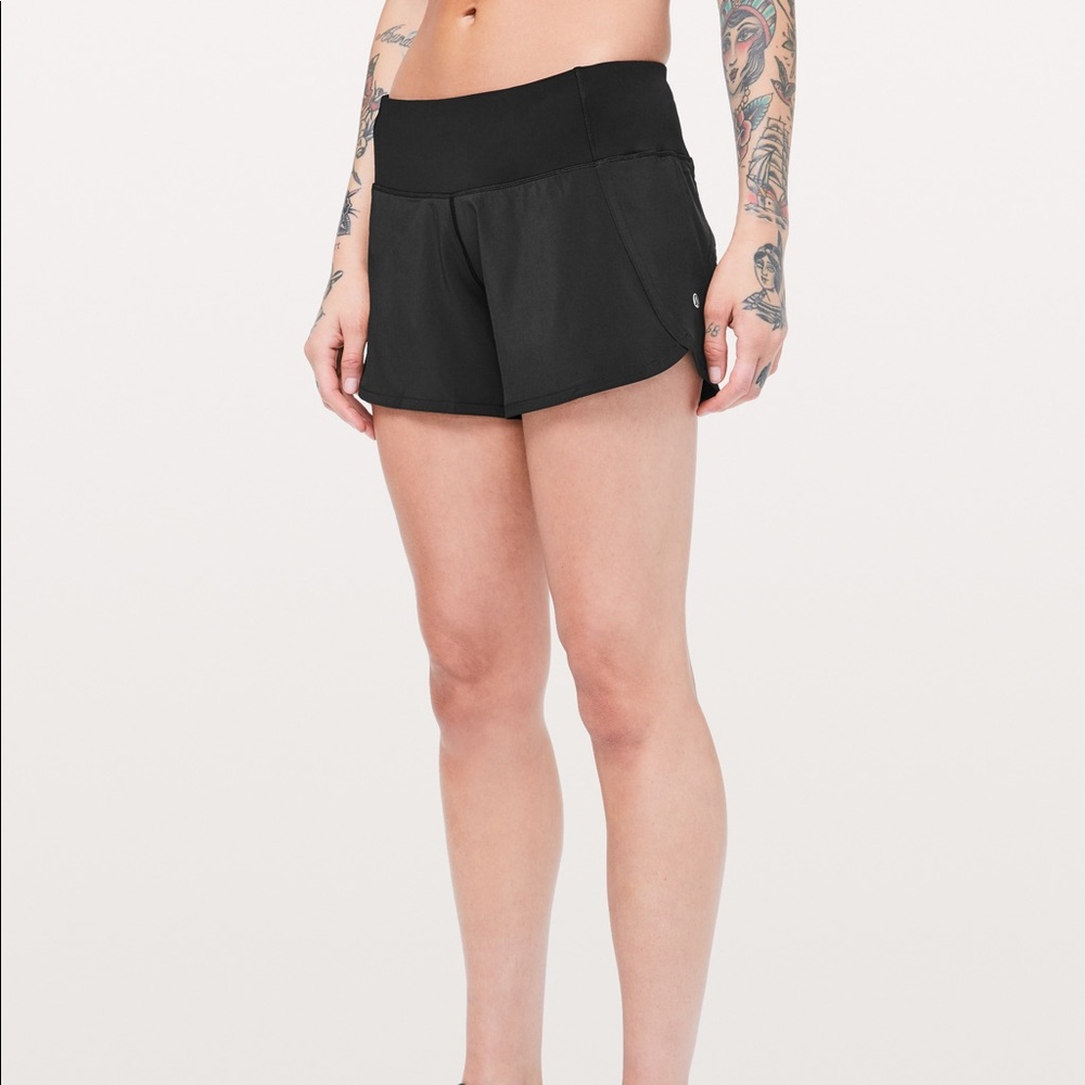 lululemon run times short II - 4”
